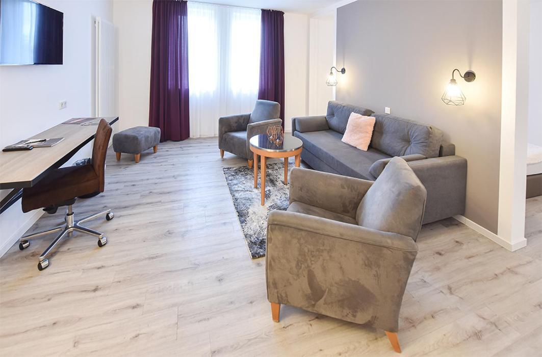Prima Inn Hotel & Hof Neuruppin - Digitales & Rezeptionsloses Motel Zewnętrze zdjęcie