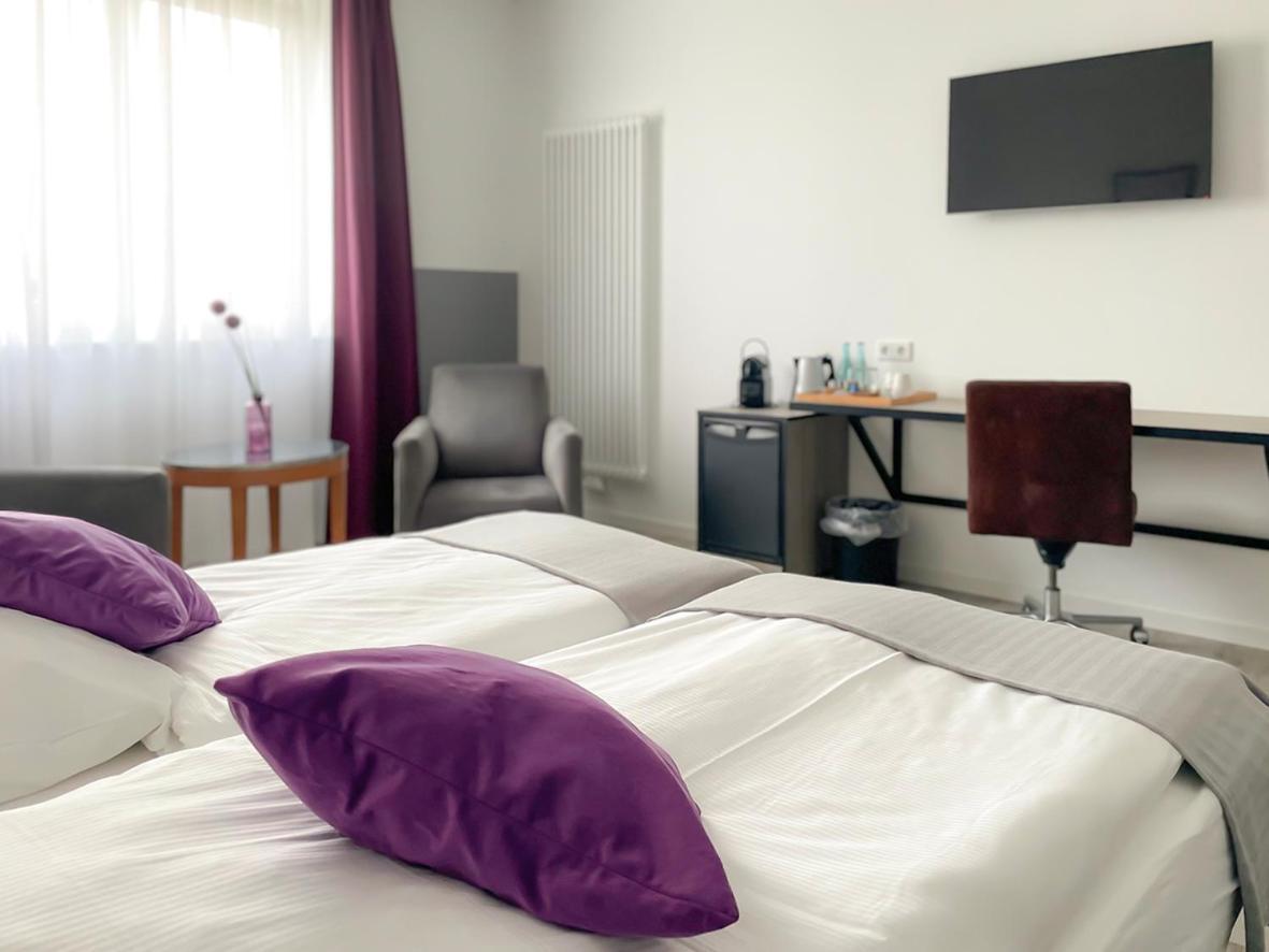 Prima Inn Hotel & Hof Neuruppin - Digitales & Rezeptionsloses Motel Zewnętrze zdjęcie